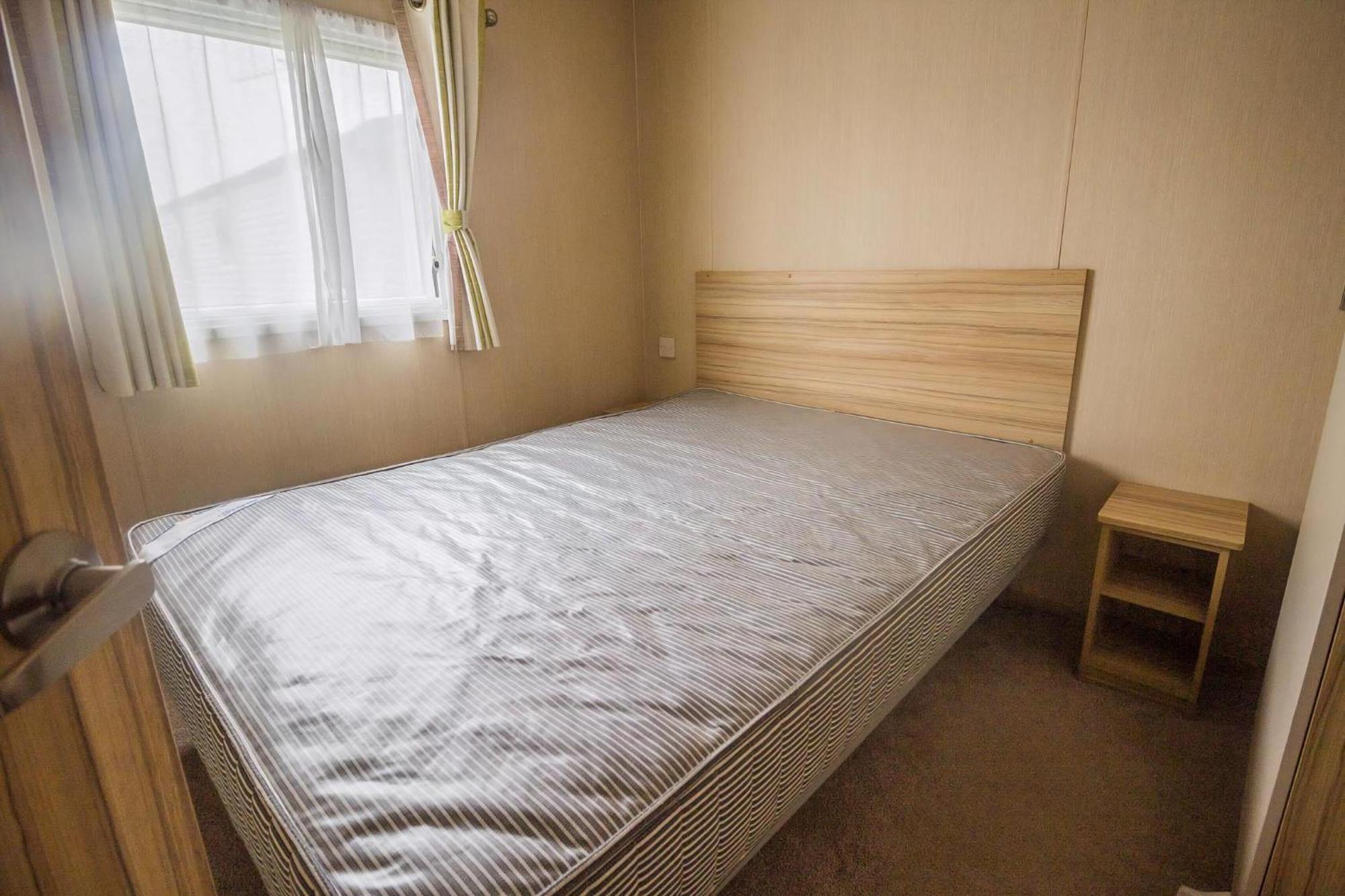 Lovely 4 Berth Holiday Home At Felixstowe Beach Holiday Park Ref 55008Yc Экстерьер фото